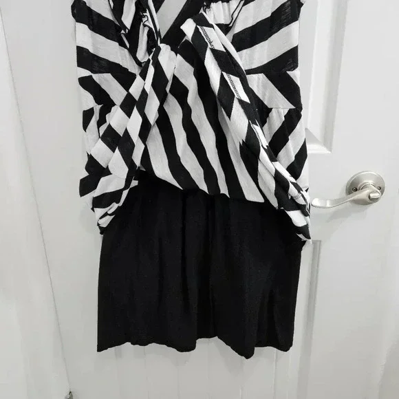 INC International Concepts Black and White Stripe Knee Length Dress - Size 1X - Picture 9 of 10